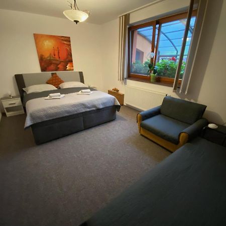 Brezno 2 Izbovy Apartman Sabi Esterno foto