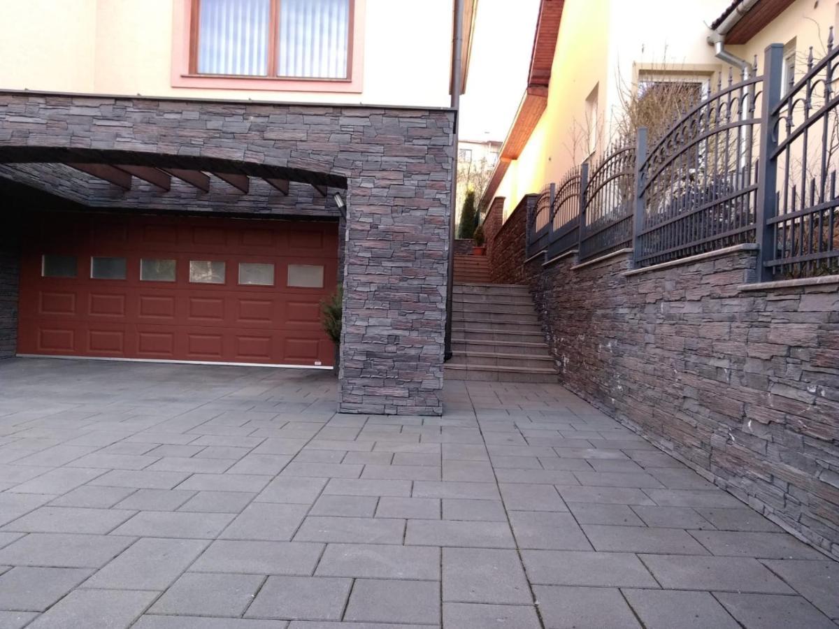Brezno 2 Izbovy Apartman Sabi Esterno foto